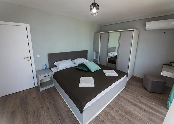 Апартамент Athmospherevillaema Кранево