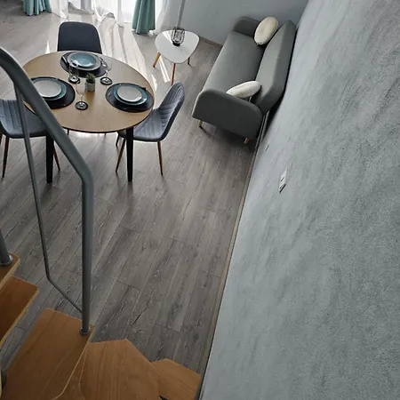 Athmospherevillaema *