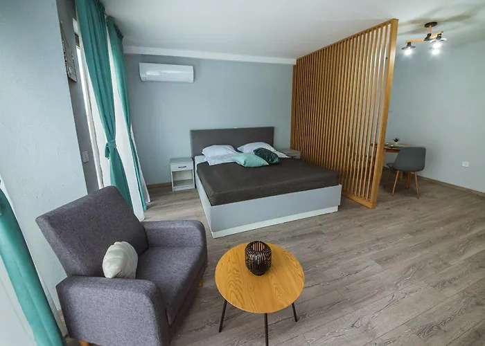 Athmospherevillaema *